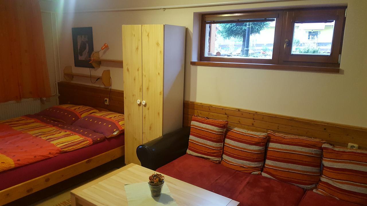 Family House - Apartmany Zuzana Stara Lesna Exterior photo